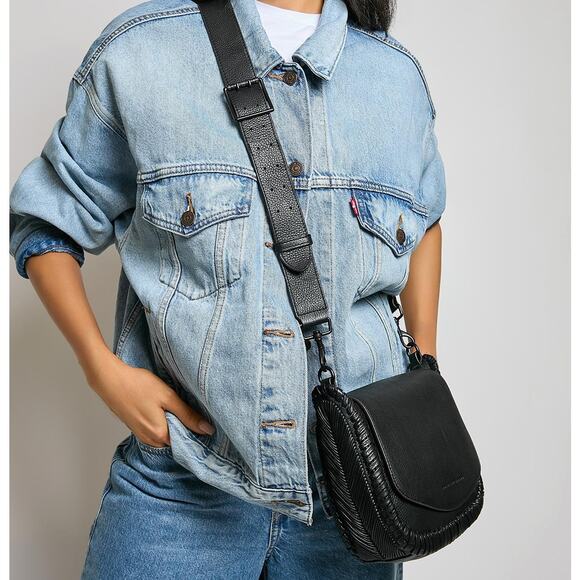 NWOT Aimee Kestenberg All For Love Saddle Crossbody Black Leather Bag - Picture 2 of 16